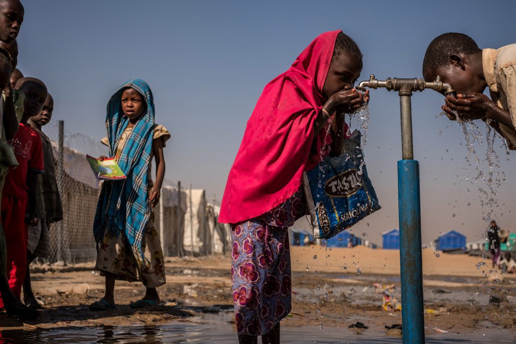 Children drinking water